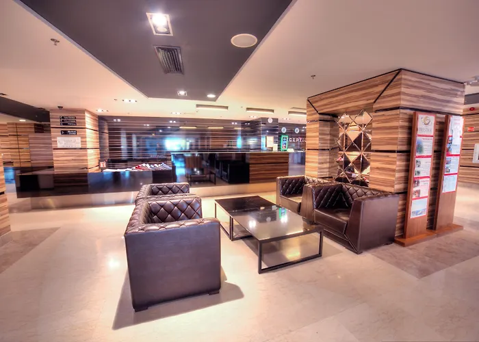 酒店 International Casino & Tower