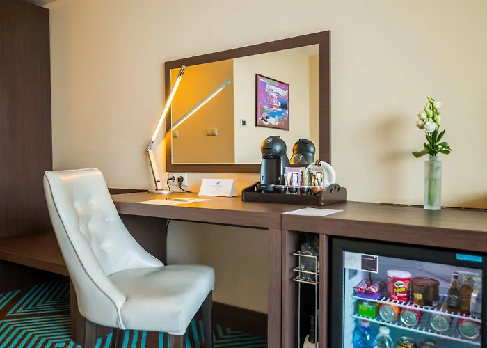 International Casino & Tower 5*