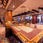 Hotel International Casino & Tower