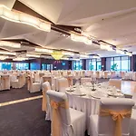 Hotel International Casino & Tower
