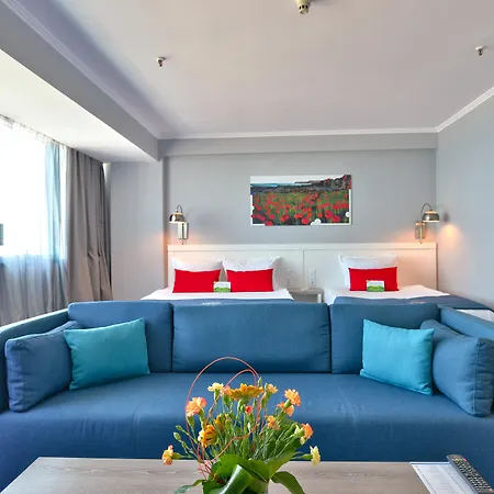 International Casino & Tower 5* Golden Sands