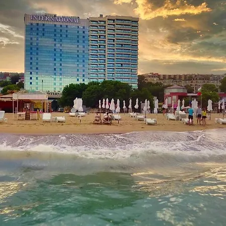 International Casino & Tower 5* Golden Sands