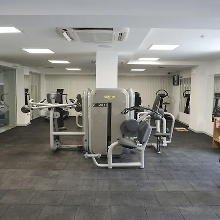 Hotell International Casino & Tower 5*