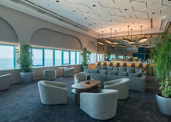 International Casino & Tower 5* Złote Piaski