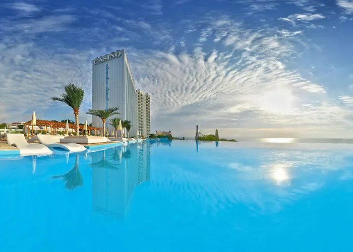 International Casino & Tower 5*